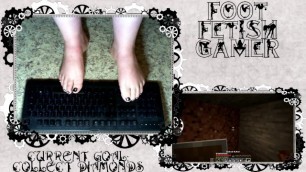 Sexy Feet Playing Minecraft Pt 5