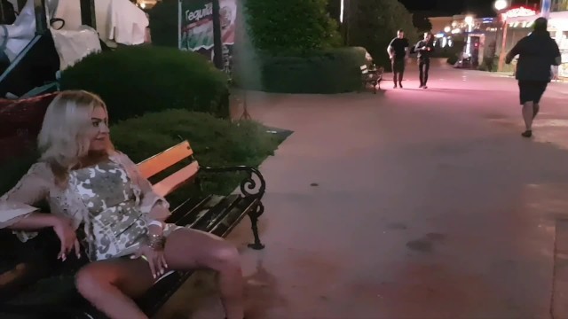 Crazy Girl Masturbate and Pee on Public Street-public Exhibitionist